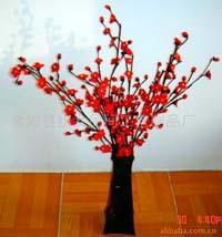 巧手织就春常在——探访金湖县织女民间工艺制品厂的纯手工毛线花世界